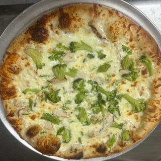 Chicken Supreme Pizza