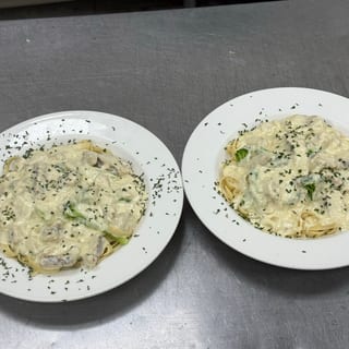 Chicken Alfredo Lunch