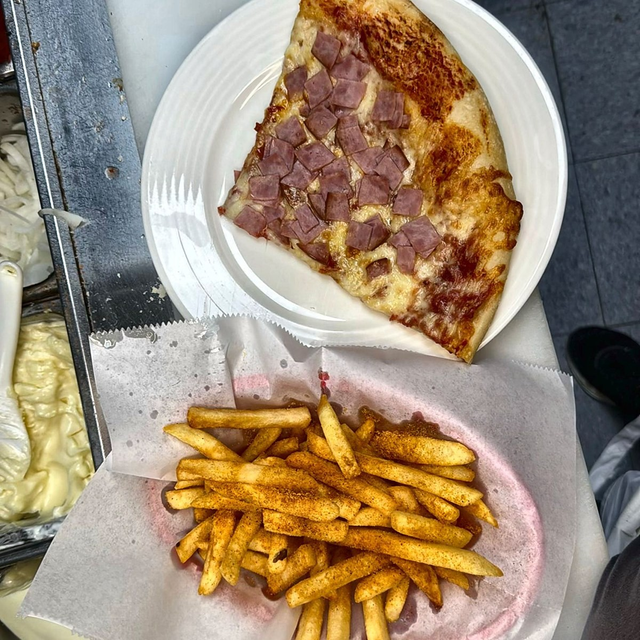 Slice 1 Topping Lunch.