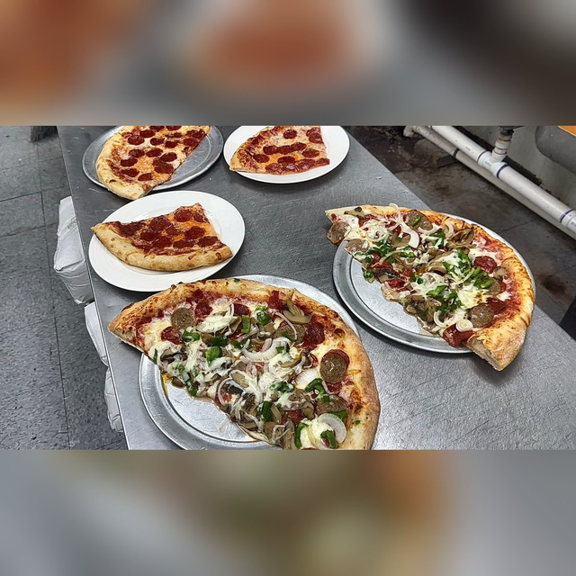 Slices of Meat Lover's Combo & Drink Lunch.