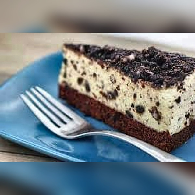 Oreo Mousse Cake.