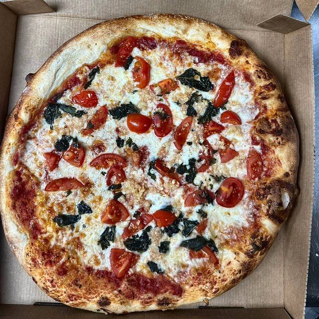Margherita Pizza.
