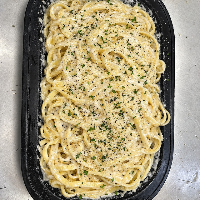 Pasta Alfredo.